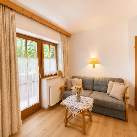 Landhaus Amadeus Guest house