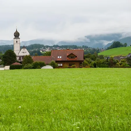 Pensionat Amadeus-landhaus Amadeus 4*