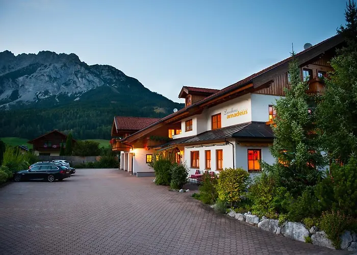 Amadeus-landhaus Amadeus Pensión Grobming